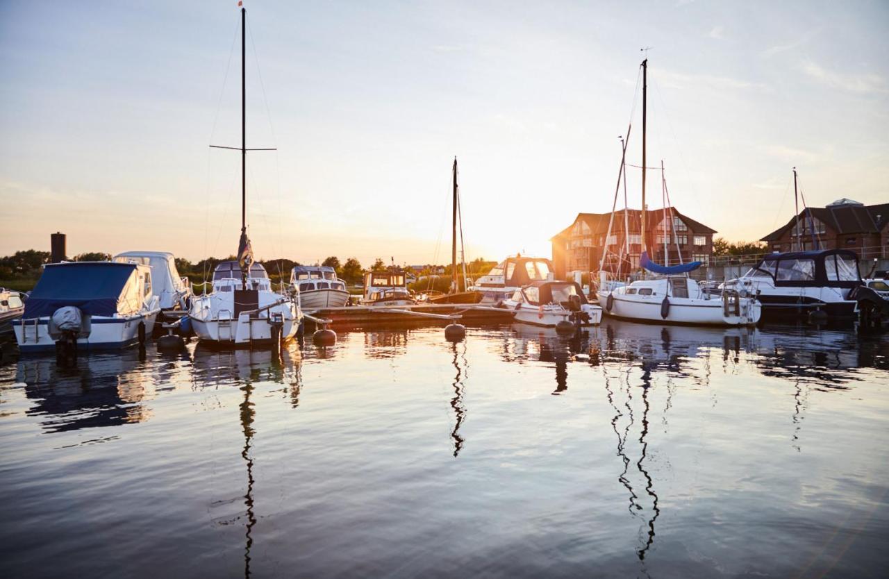 Bades Huk Marina Hotel Hohen Wieschendorf Zewnętrze zdjęcie